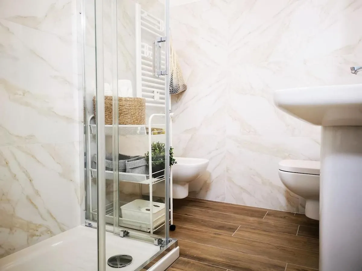 Nice Apartment A Due Passi Dalla Metro Milano