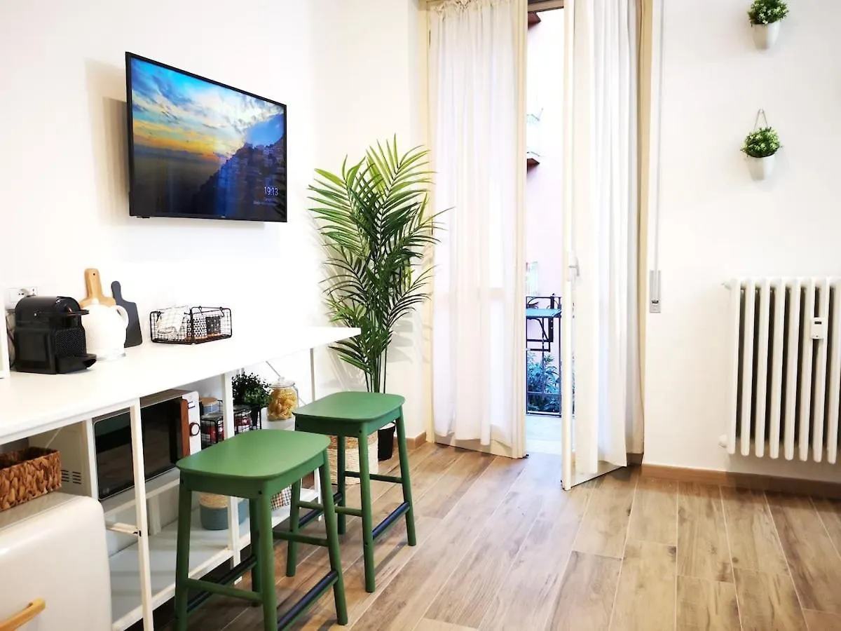 Nice Apartment A Due Passi Dalla Metro Milan Italy